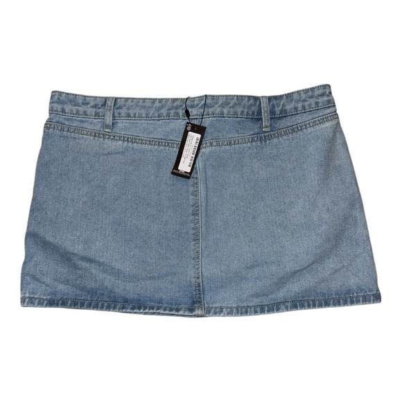 PrettyLittleThing Light Blue Denim Mini Skirt Size 10 US - Picture 3 of 4